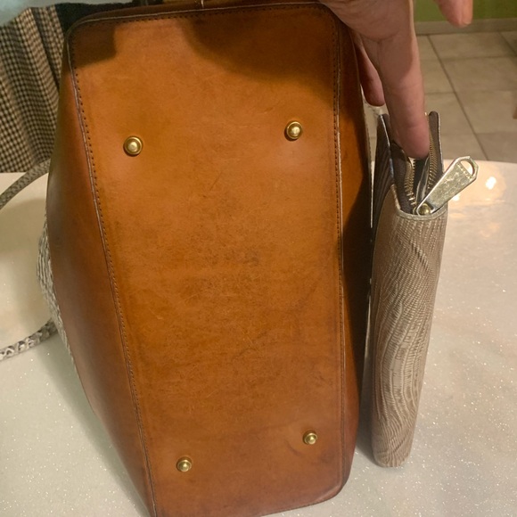 Brahmin Snakeskin Tote & crocodile wallet - Picture 4 of 10